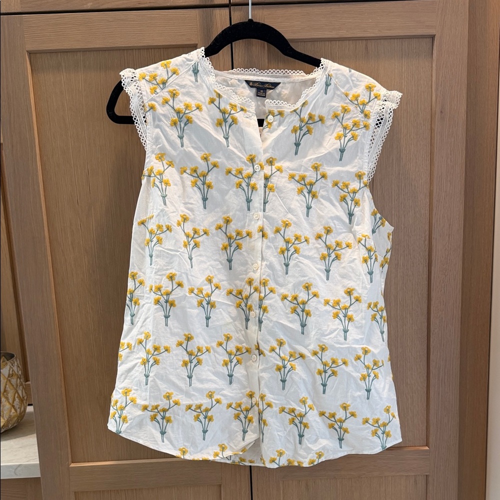Brooks BrotherWhite Sleeveless Button-Front Blouse with Yellow Floral Embroidery